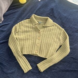 Wild Fable Olive Green Cropped Sweater XS
